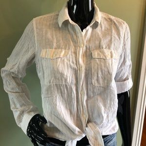 Eddie Bauer linen blend long sleeve button up